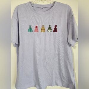 Lilac Short Sleeve Tee with Embroidered Dress Motif